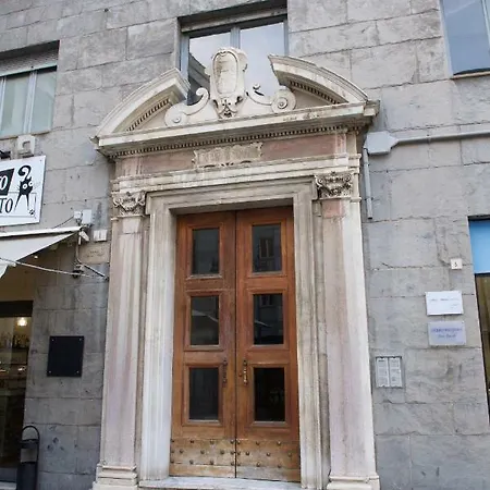 아파트 Bilocale Girasole Di Fronte Al Porto Turistico Di 사보나